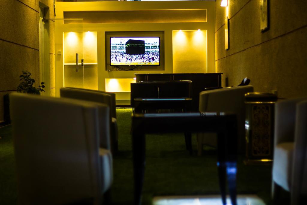 Rest Night Serviced Apartments- Alhamra 리야드 외부 사진 The interior of the lounge